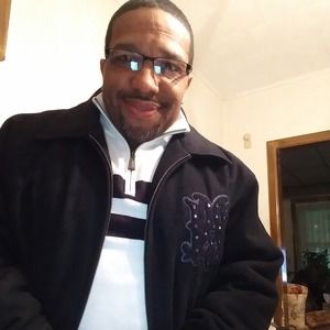 Meet your Posher, Cee